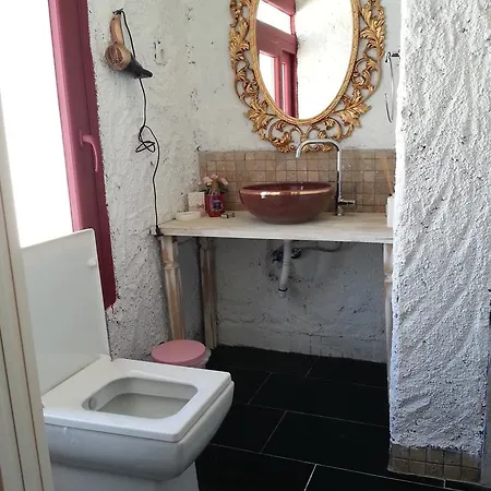 Nazenin Boutique Alaçatı