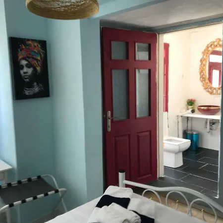 Nazenin Boutique Alaçatı